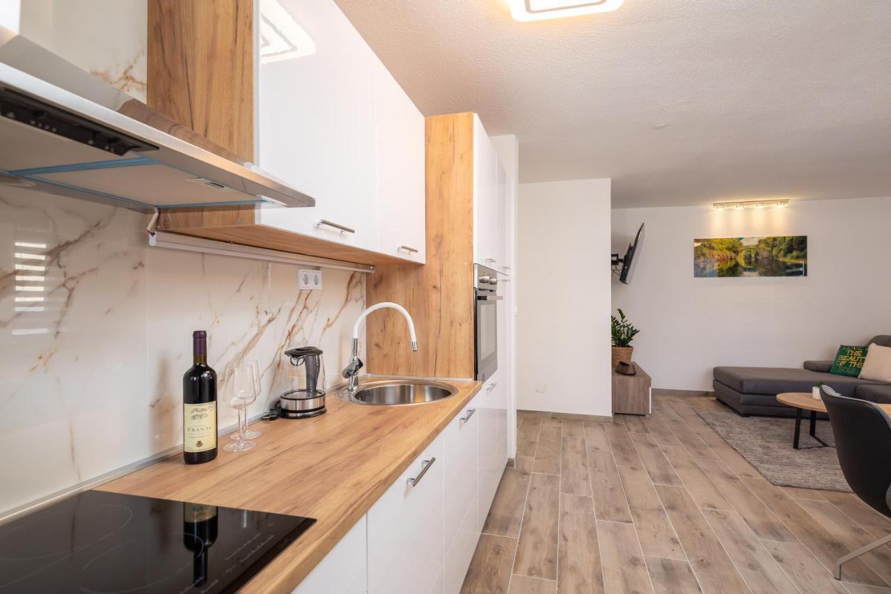 River Park Apartments Omiš Eksteriør bilde